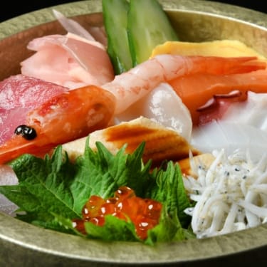 Sushi Platter with Assorted Seafood